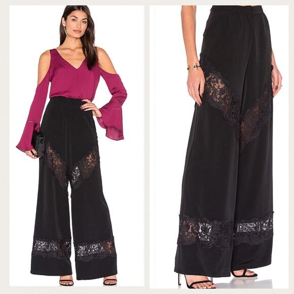MAJORELLE Amanda Pleated Wide Leg Pant in Black Size S